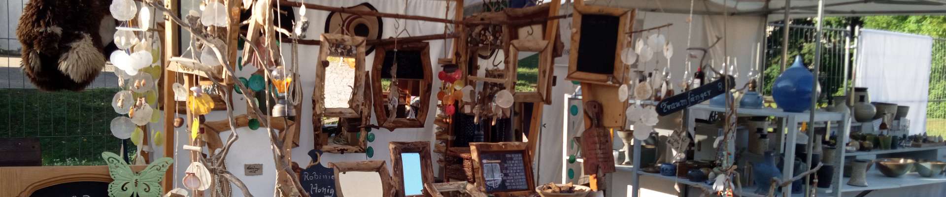 Klicken um die Schaltflächen zu zeigen oder zu verbergen